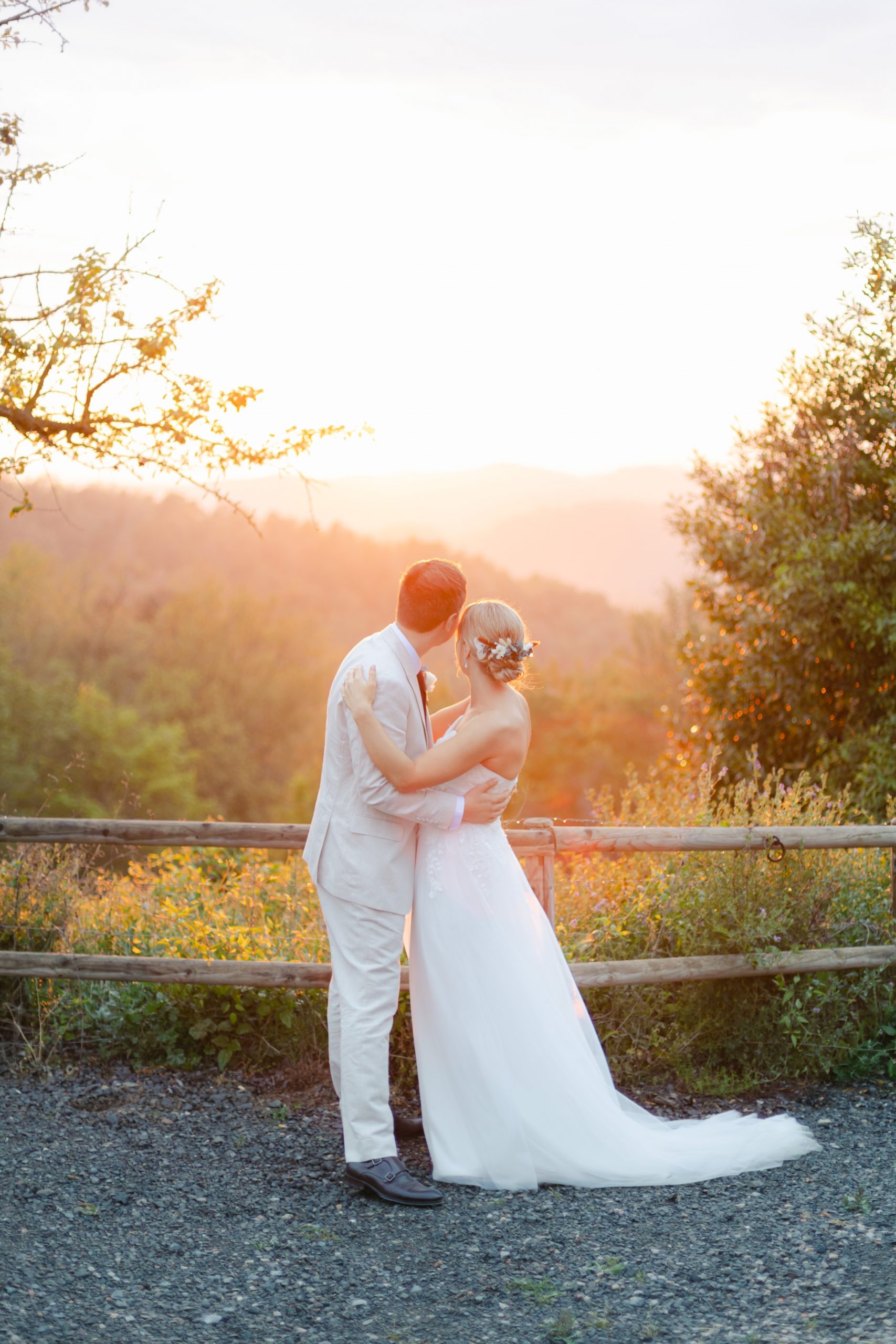 sunset bride and groom barcelona